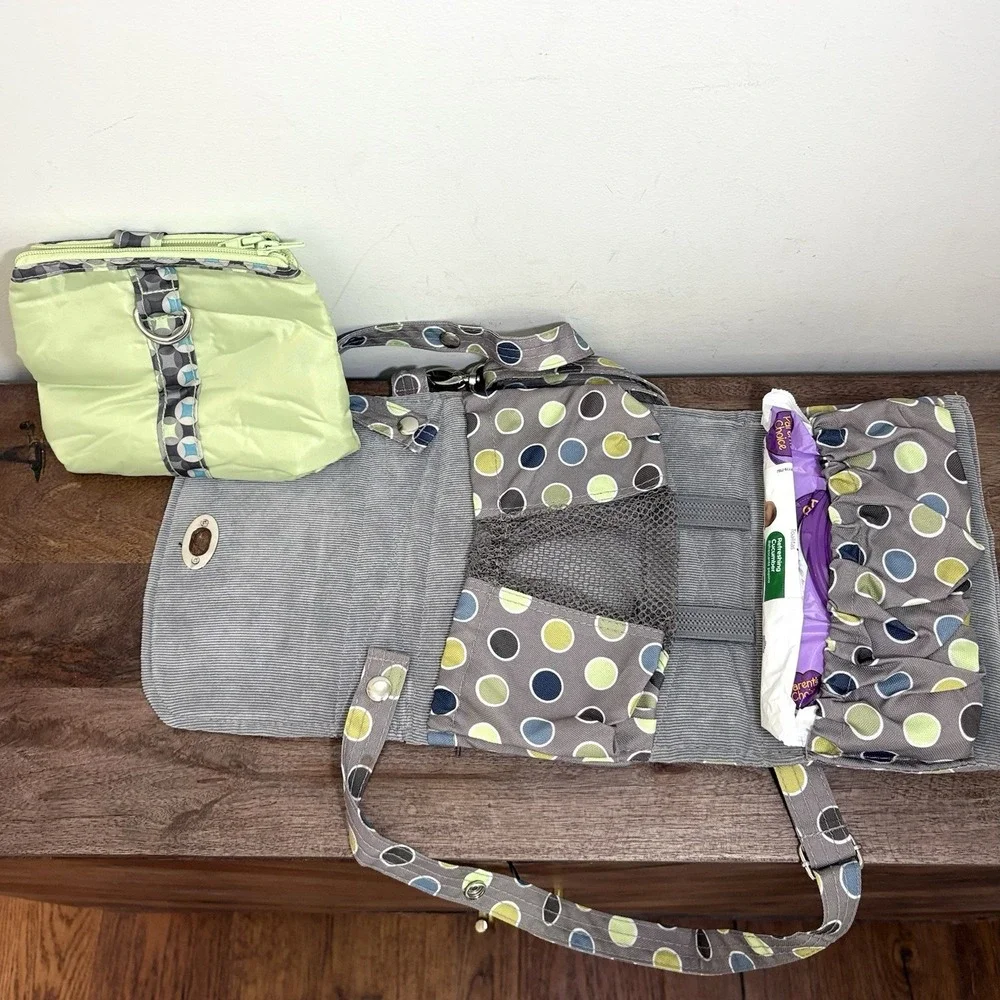 Lillybit Compact Diaper Changing Bag Kit Wristlet Crossbody Safety 1st Baby Kit